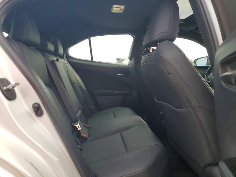 JTHP3JBH3N2049816 2022 Lexus UX photo no. 11