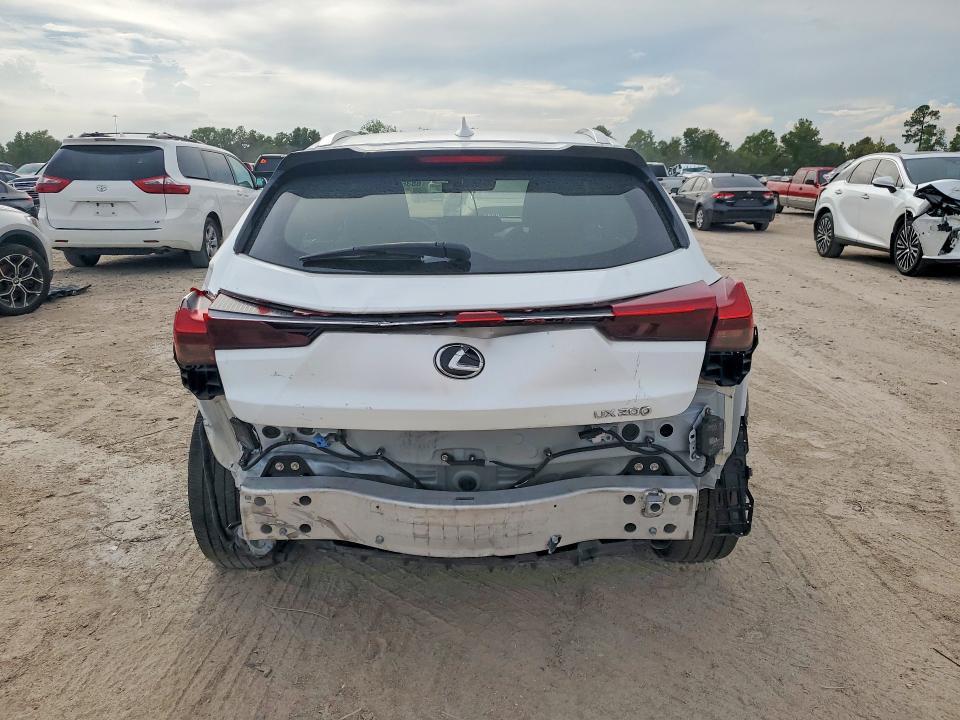 JTHP3JBH3N2049816 2022 Lexus UX photo no. 6