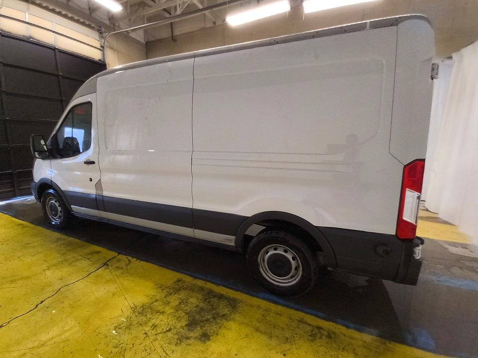 2017 Ford Transit — VIN 1FTYE2CM5HKA44915, şəkil 2