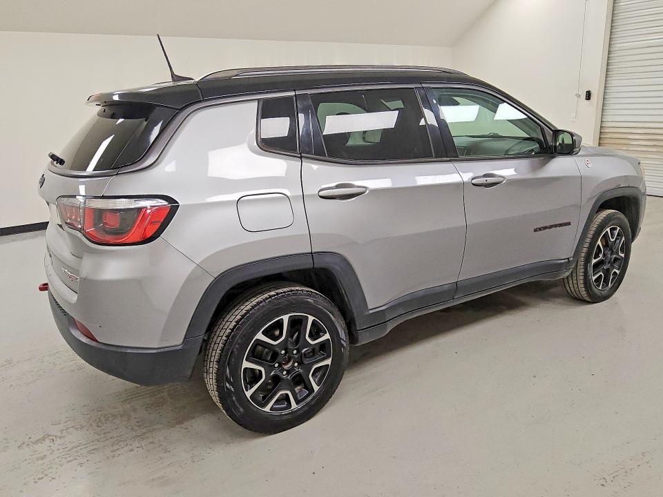 2019 Jeep Compass — VIN 3C4NJDDB7KT817073, şəkil 3