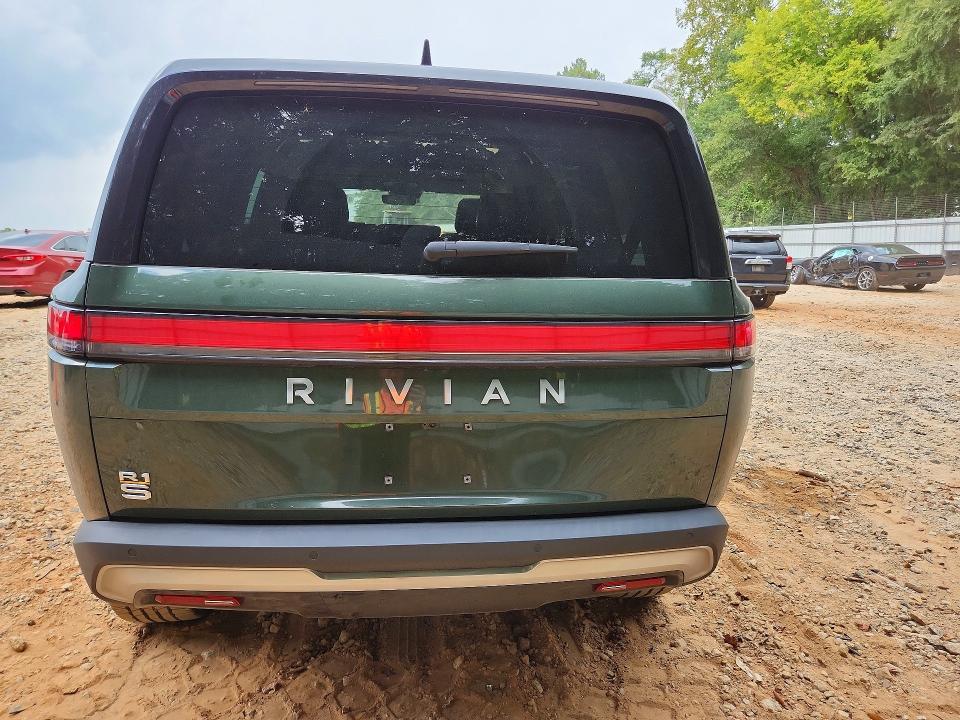 7PDSGABL0PN000121 2023 Rivian R1S photo no. 6