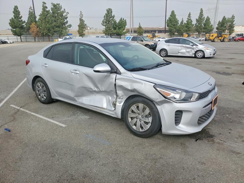 3KPA24AD1LE328367 2020 KIA Rio photo no. 4