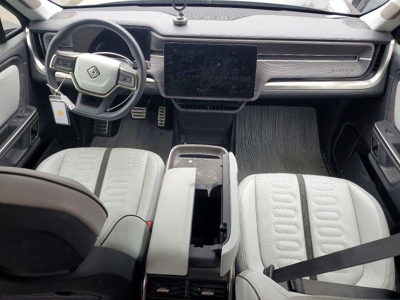 7PDSGABL7PN007017 2023 Rivian R1S photo no. 8