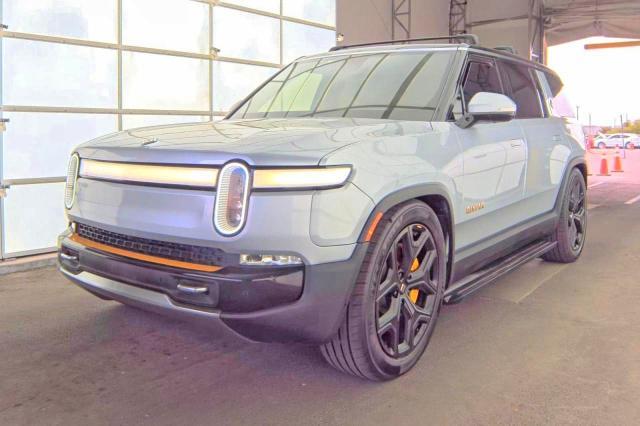 7PDSGABA4PN019950         2023 Rivian R1S photo no. 2
