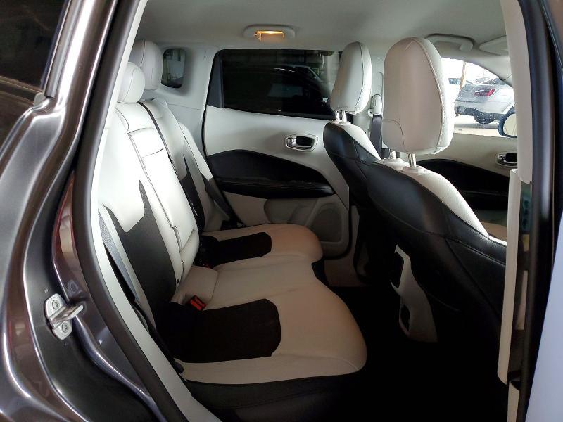 3C4NJDBB6HT672068 2017 Jeep Compass photo no. 10