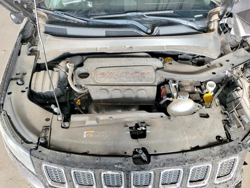 3C4NJDBB6HT672068 2017 Jeep Compass photo no. 11