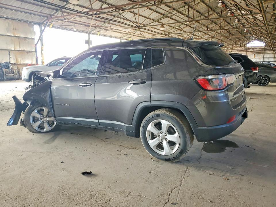 2017 Jeep Compass — VIN 3C4NJDBB6HT672068, фото 2