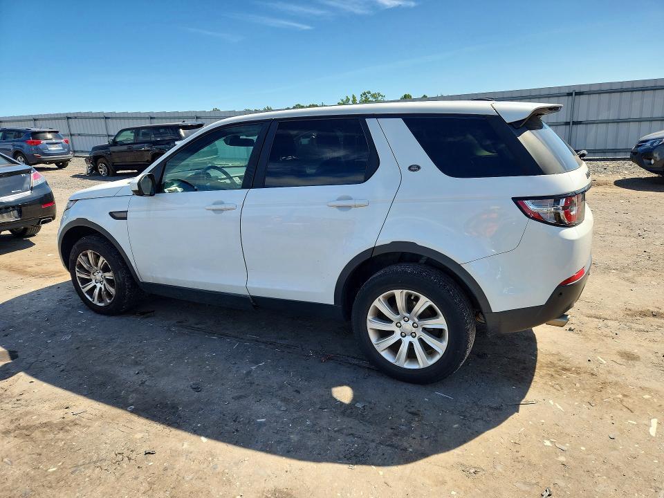 SALCP2BG4FH515598         2015 Land Rover Discovery photo no. 2