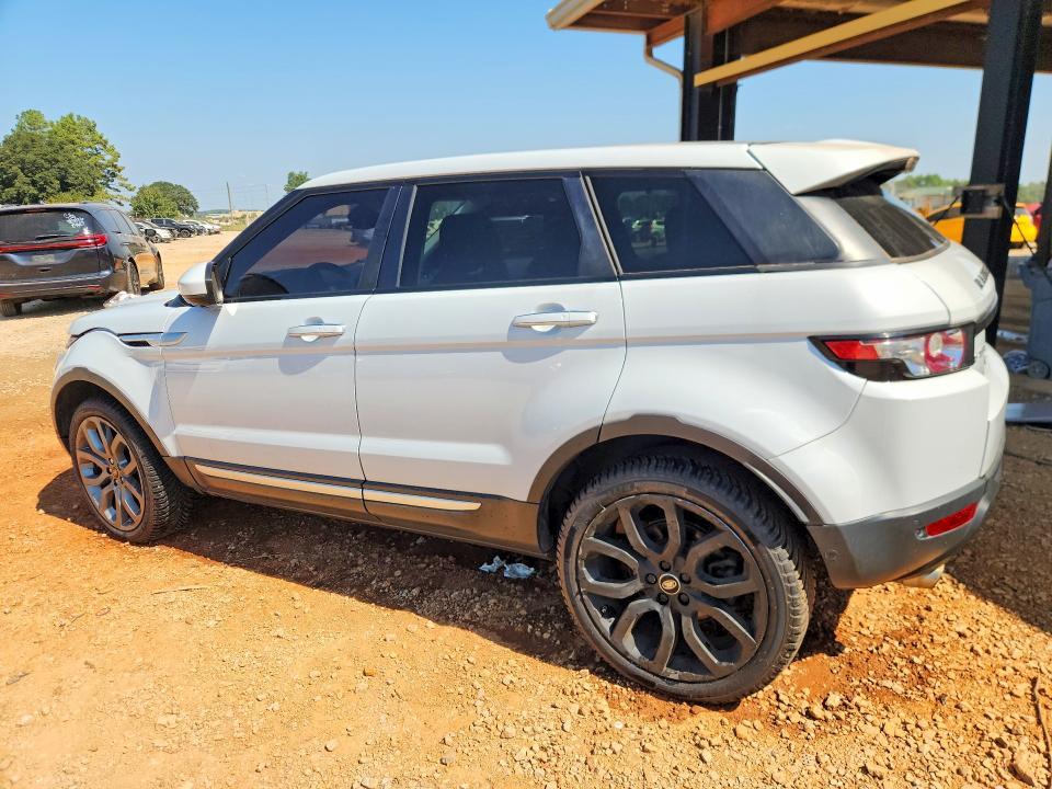 SALVV2BG7FH061717 2015 Land Rover Range Rover photo no. 2