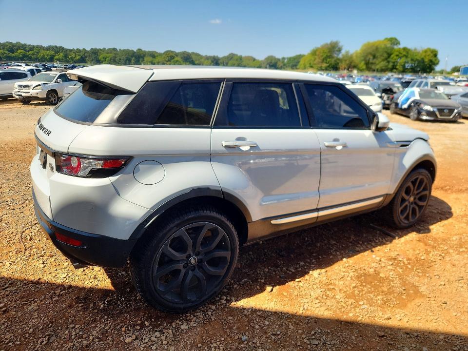 SALVV2BG7FH061717 2015 Land Rover Range Rover photo no. 3