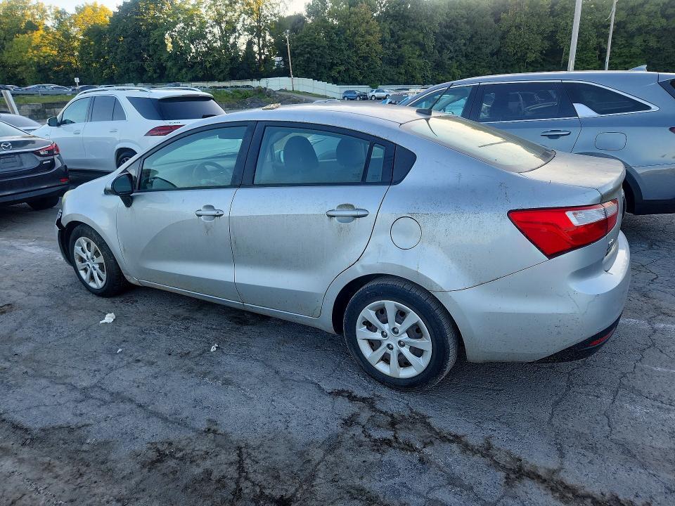 KNADM4A39E6361086 2014 KIA Rio photo no. 2