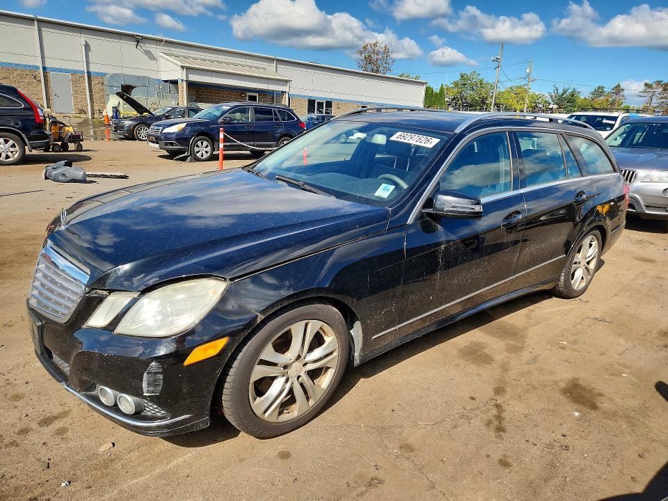 WDDHH8HBXBA100397 2011 Mercedes-Benz E-Class photo no. 1