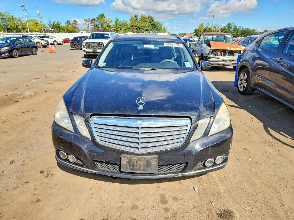 WDDHH8HBXBA100397 2011 Mercedes-Benz E-Class photo no. 5
