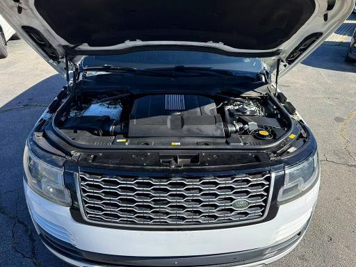 SALGS5RE9JA383980 2018 Land Rover Range Rover photo no. 11