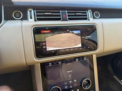 SALGS5RE9JA383980 2018 Land Rover Range Rover photo no. 5