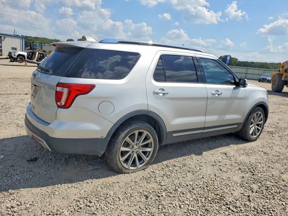 2017 Ford Explorer — VIN 1FM5K7F83HGC68643, şəkil 3