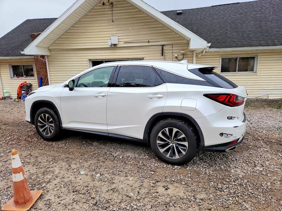 2021 Lexus RX — VIN 2T2HZMDA9MC287767, фото 2