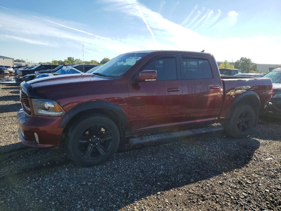 2018 RAM 1500 — VIN 1C6RR7MT2JS213975, şəkil 1
