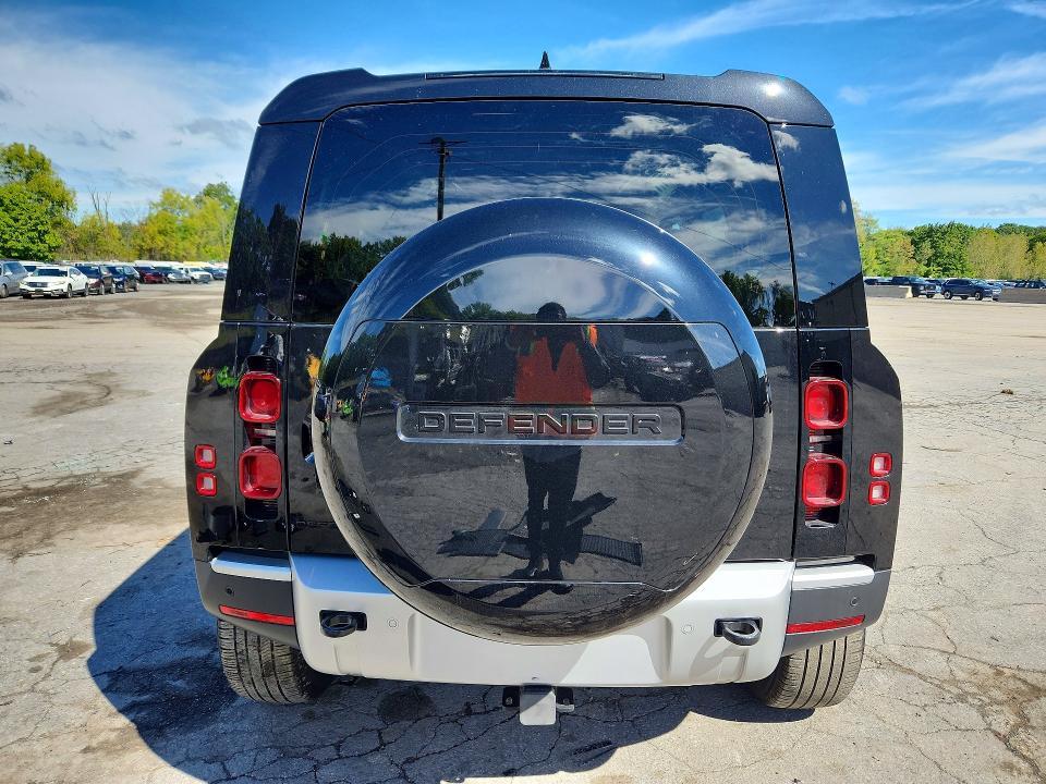 2024 Land Rover Defender — VIN SALEJ7EX4R2281411, фото 6