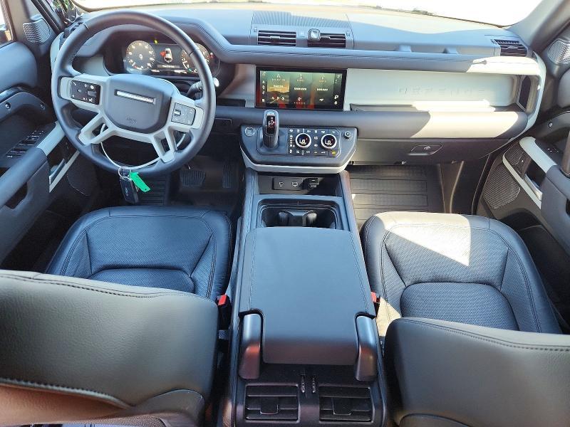 2024 Land Rover Defender — VIN SALEJ7EX4R2281411, фото 8