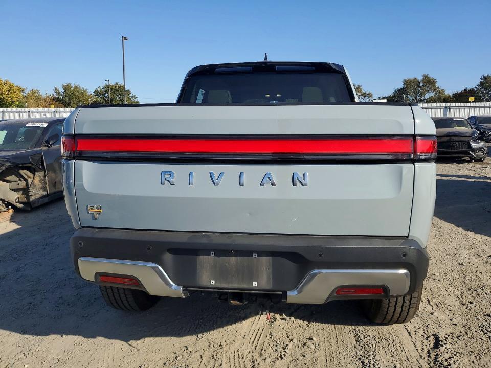 2023 Rivian R1T — VIN 7FCTGAAA8PN019456, фото 6