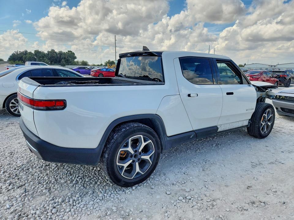 2022 Rivian R1T — VIN 7FCTGAAA3NN013741, şəkil 3