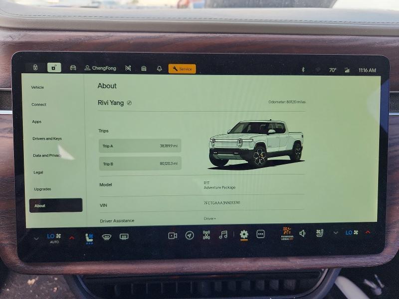 2022 Rivian R1T — VIN 7FCTGAAA3NN013741, şəkil 9