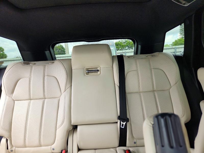 SALWR2FV6HA156539 2017 Land Rover Range Rover photo no. 10