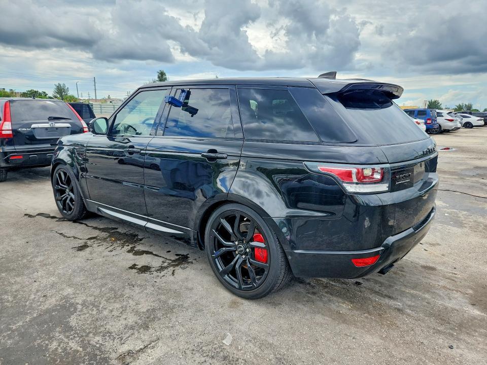 SALWR2FV6HA156539 2017 Land Rover Range Rover photo no. 2