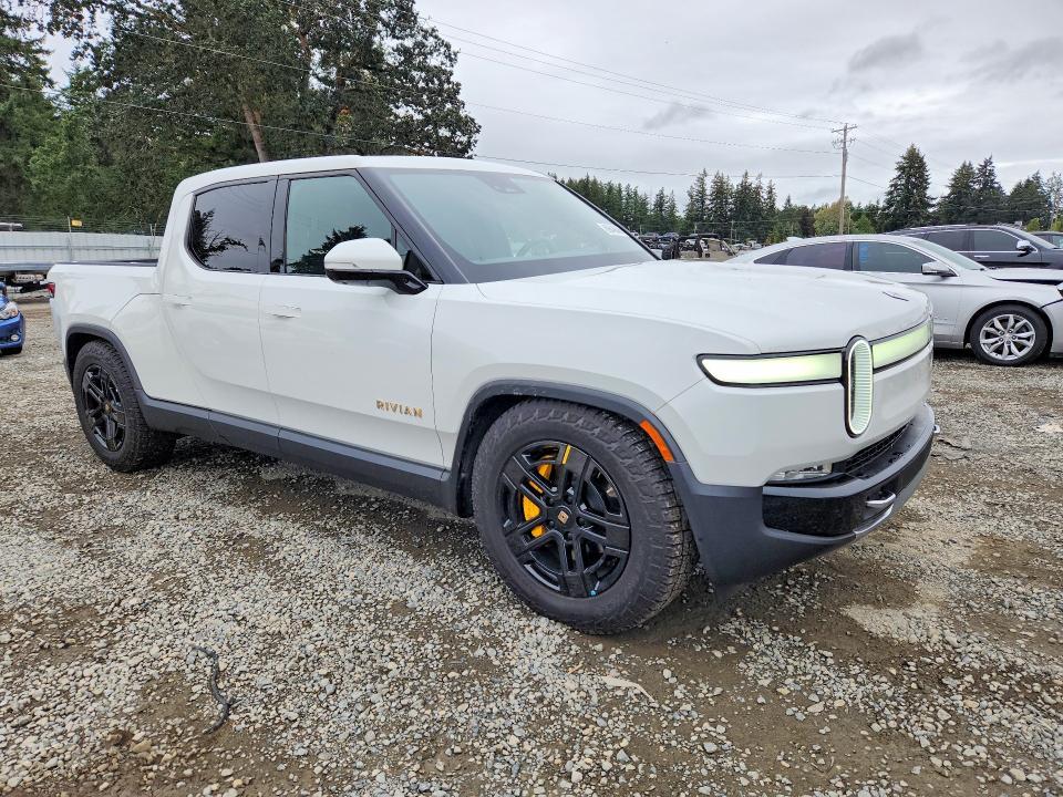 7FCTGAAA9PN019398 2023 Rivian R1T photo no. 4