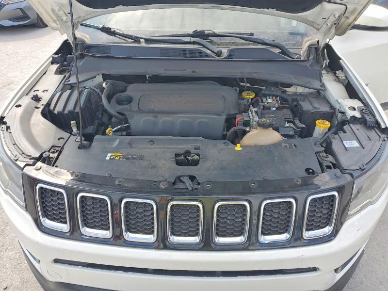 3C4NJDBB3KT812844 2019 Jeep Compass photo no. 12