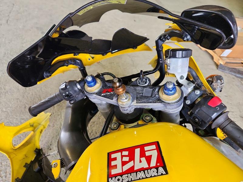 JS1GR7HA032101844 2003 Suzuki GSX-R750 photo no. 7