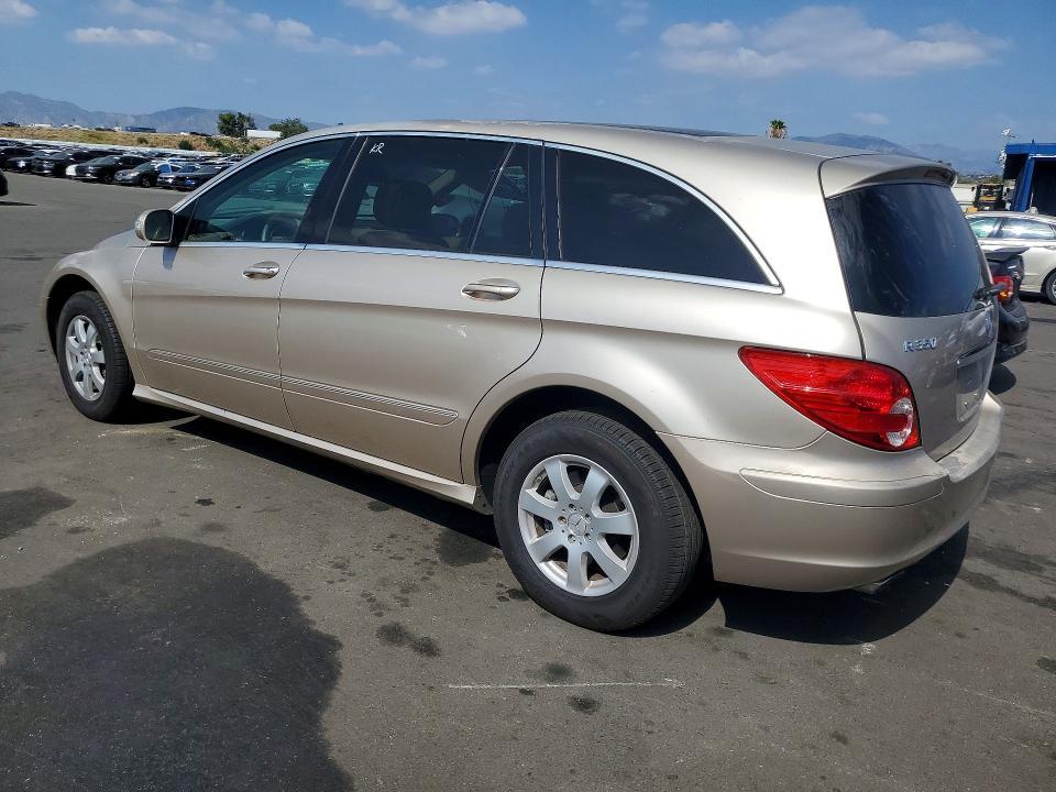 4JGCB65E47A038345 2007 Mercedes-Benz R-Class photo no. 2