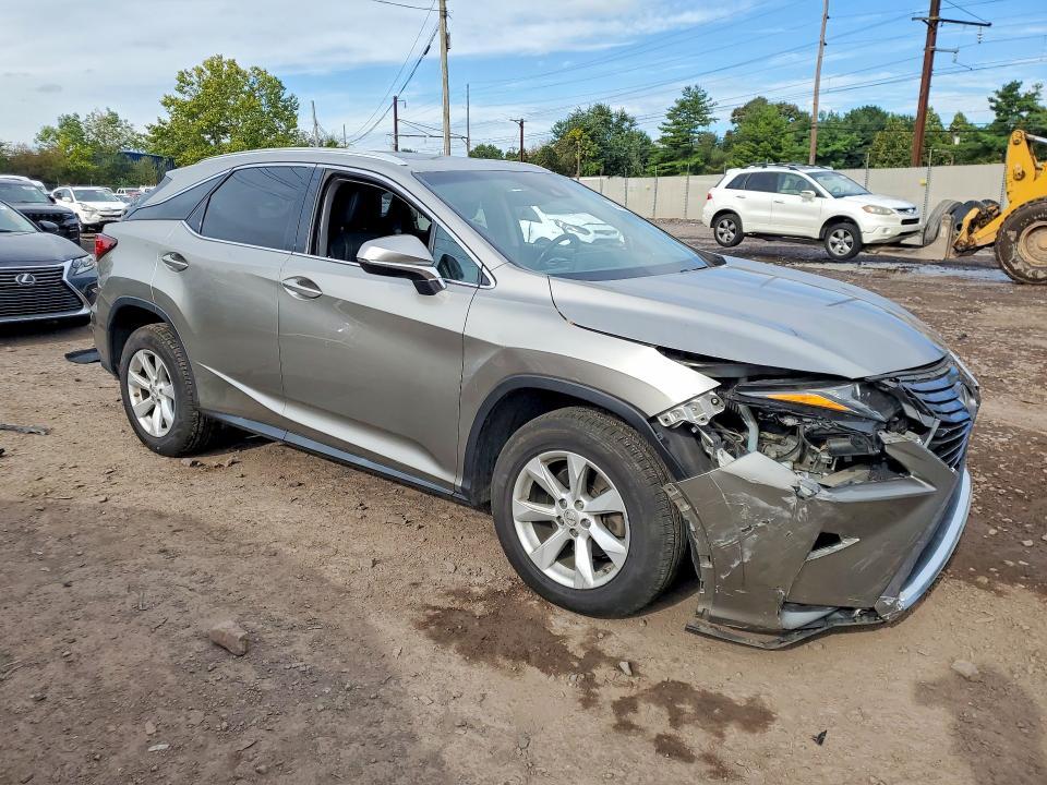 2017 Lexus RX — VIN 2T2BZMCA9HC063735, фото 4
