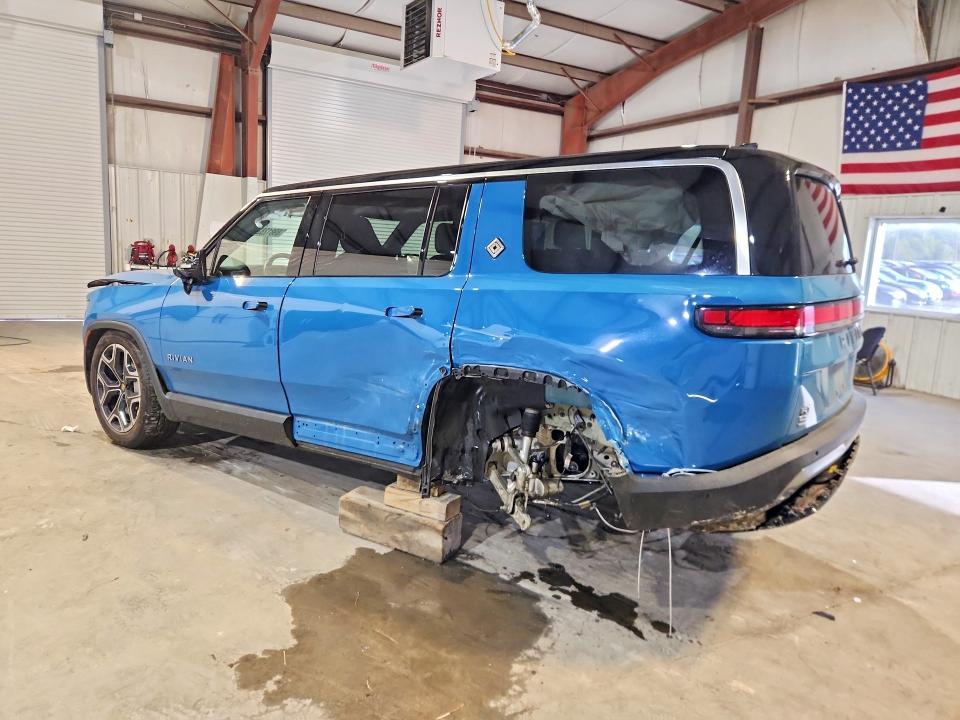 2026 Rivian R1S — VIN 7PDSGCBA6TN086863, şəkil 2