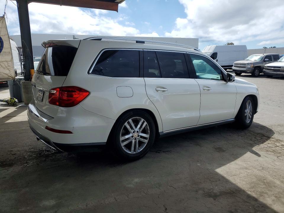 4JGDF2EE8GA678317 2016 Mercedes-Benz GL-Class photo no. 3