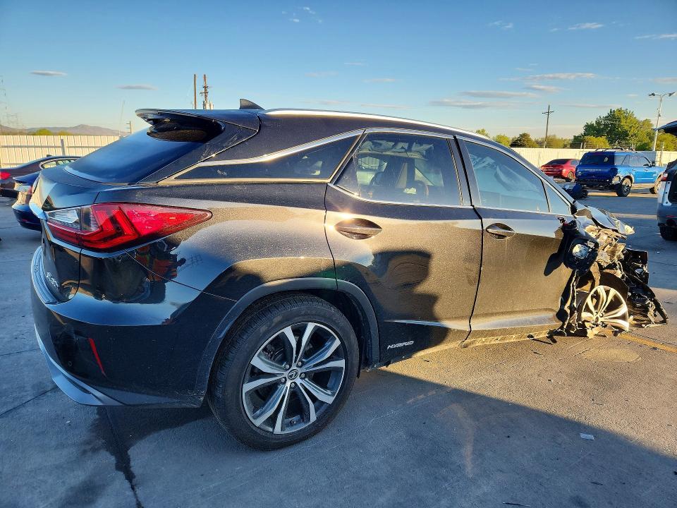 2T2BGMCA6JC027156 2018 Lexus RX photo no. 3