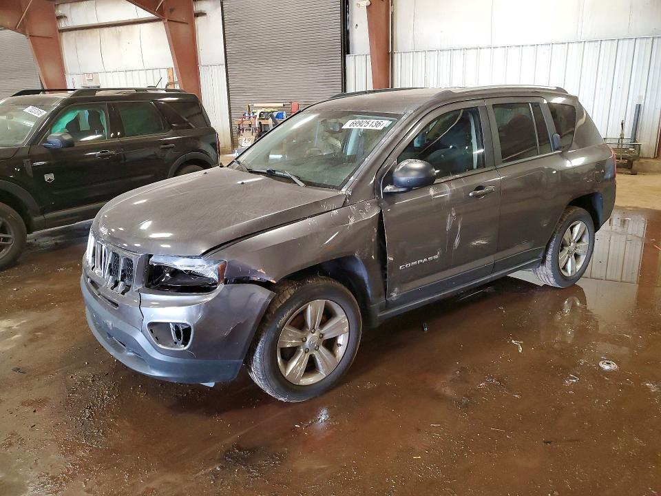 2016 Jeep Compass — VIN 1C4NJDBB1GD631075, фото 1