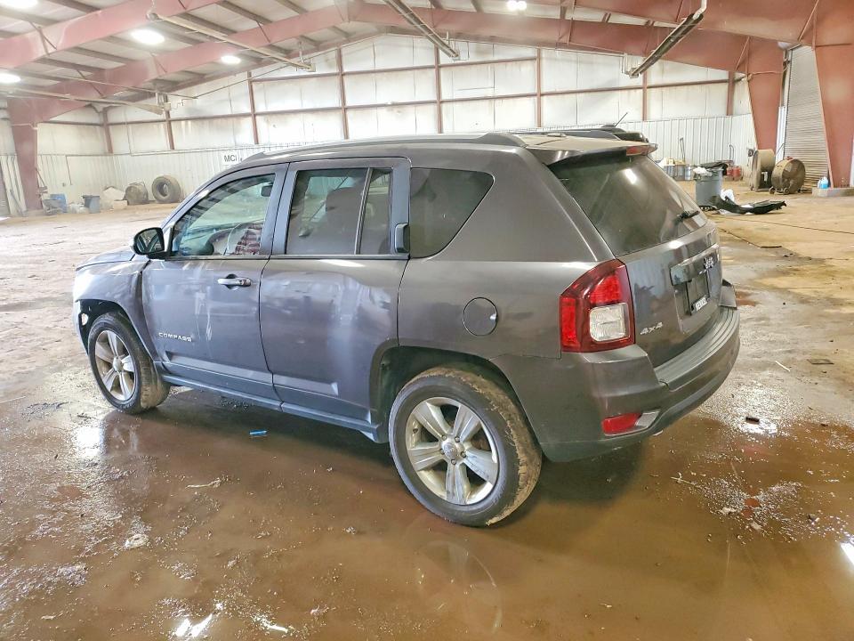 2016 Jeep Compass — VIN 1C4NJDBB1GD631075, фото 2