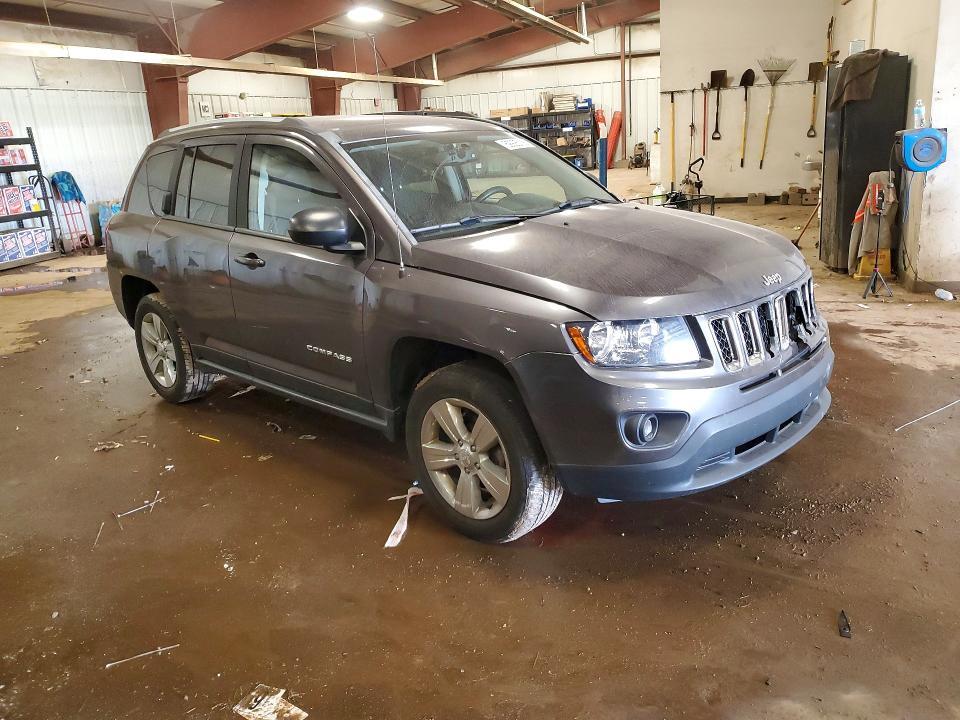 2016 Jeep Compass — VIN 1C4NJDBB1GD631075, фото 4