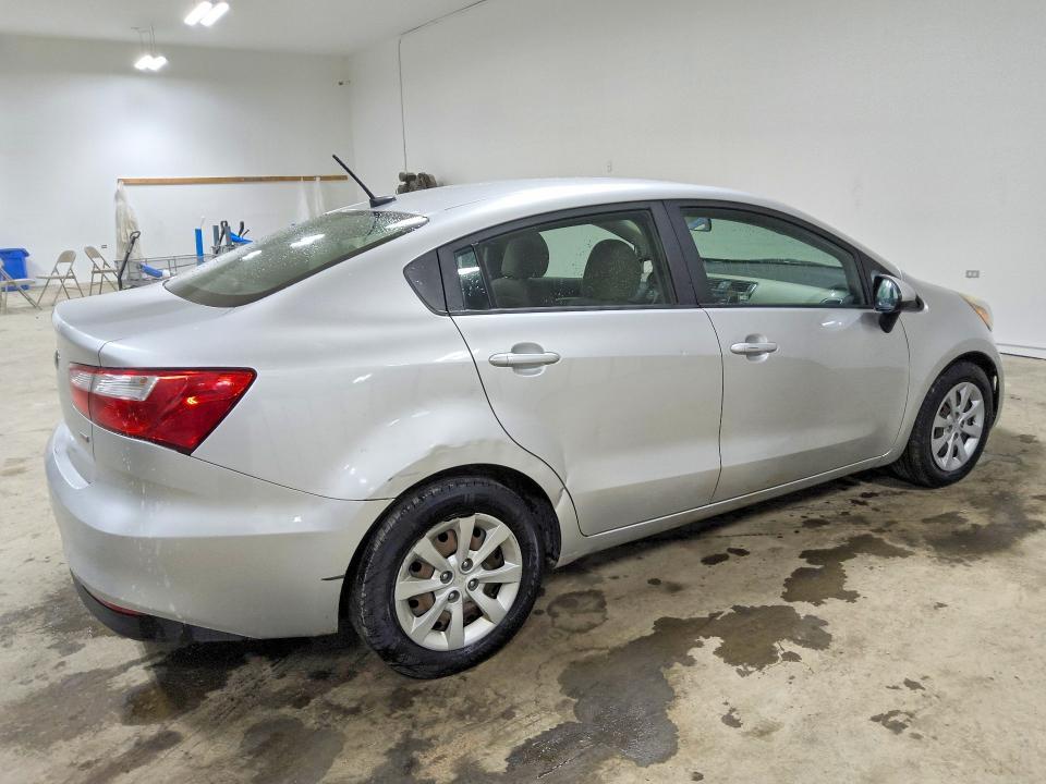 2017 KIA Rio — VIN KNADM4A37H6028048, şəkil 3