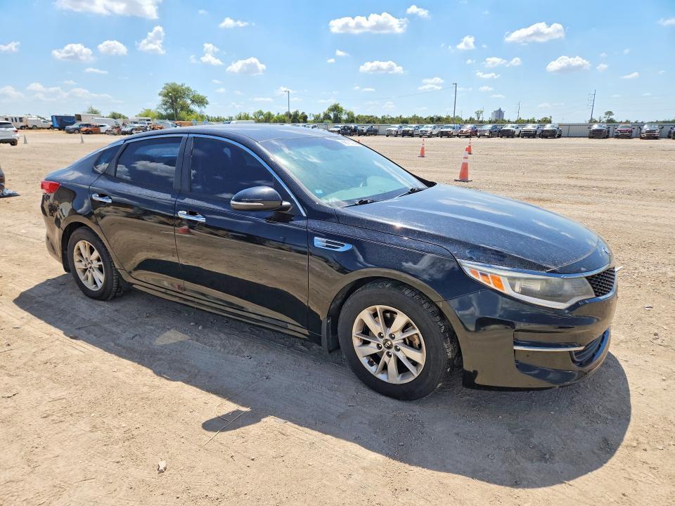2016 KIA Optima — VIN 5XXGT4L39GG025779, şəkil 4