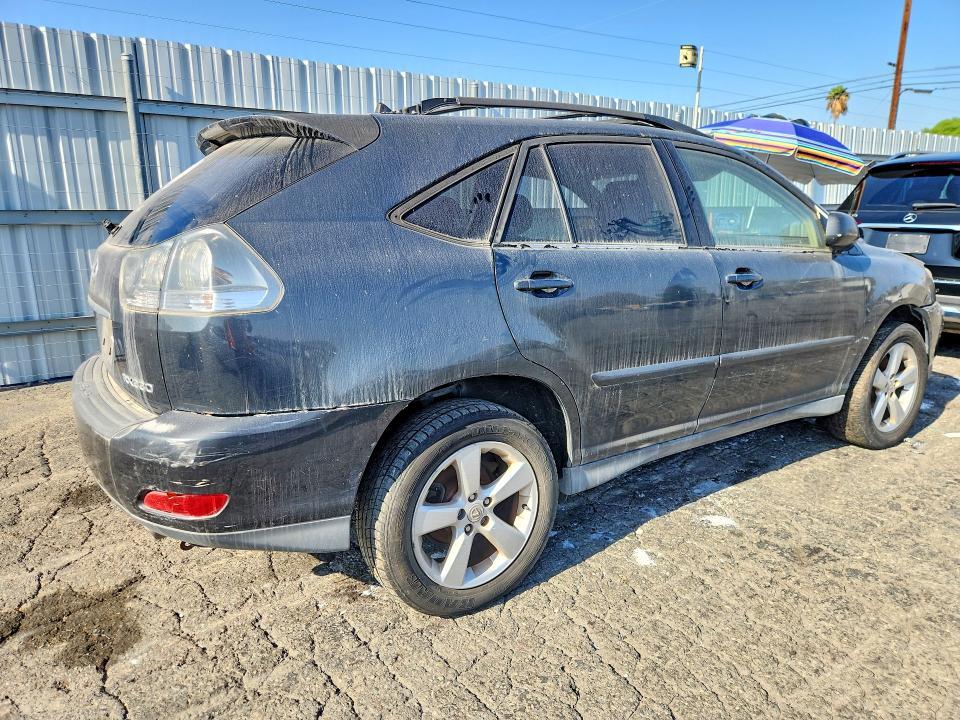 JTJGA31UX40026073 2004 Lexus RX photo no. 3