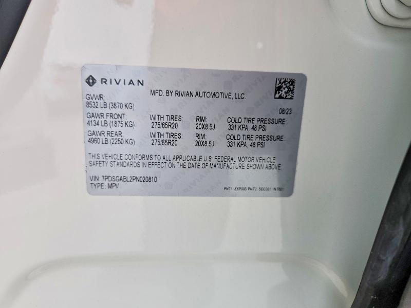2023 Rivian R1S — VIN 7PDSGABL2PN020810, фото 13