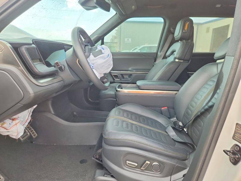 2023 Rivian R1S — VIN 7PDSGABL2PN020810, фото 7