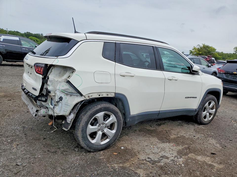 2017 Jeep Compass — VIN 3C4NJDBB5HT692442, şəkil 3