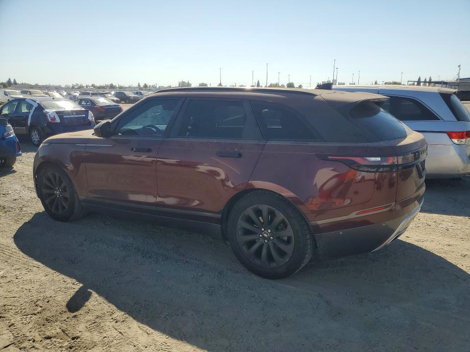 SALYL2RVXJA761000 2018 Land Rover Range Rover photo no. 2