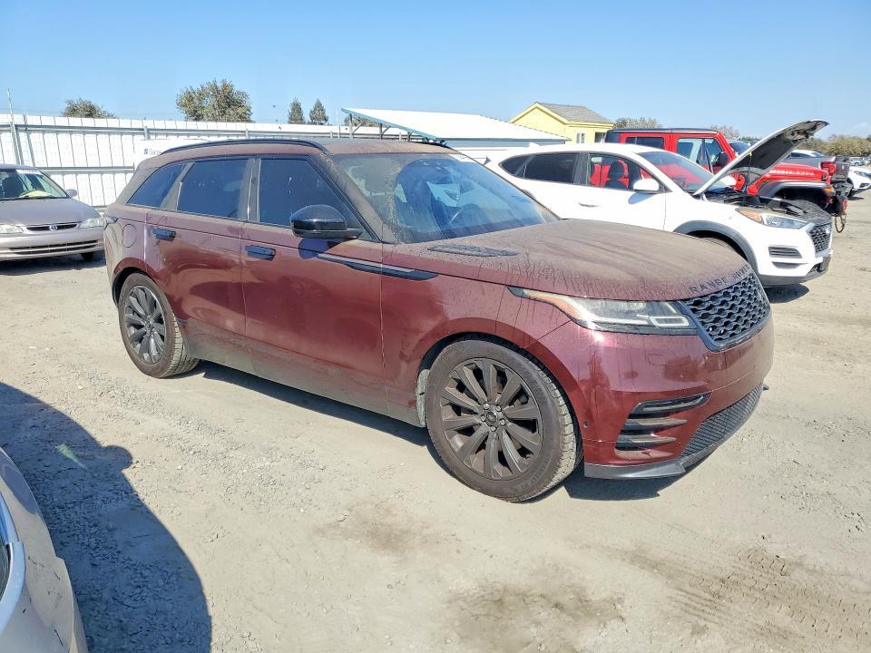 SALYL2RVXJA761000 2018 Land Rover Range Rover photo no. 4