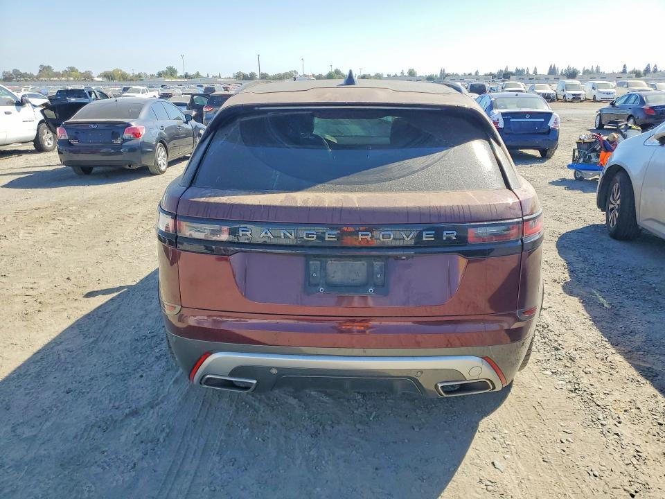 SALYL2RVXJA761000 2018 Land Rover Range Rover photo no. 6