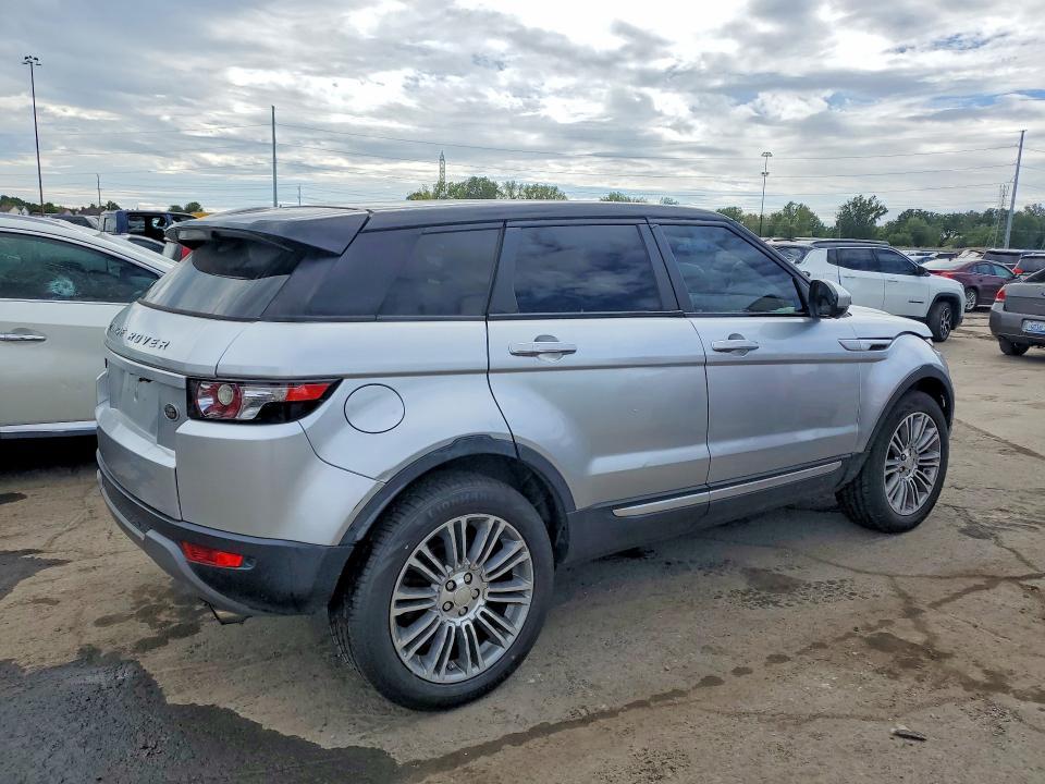 SALVV2BG5FH024407 2015 Land Rover Range Rover photo no. 3